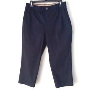 Size 4 CHRISTOPHER BANKS blue capris pants. "Signature Comfort".  Summer pants